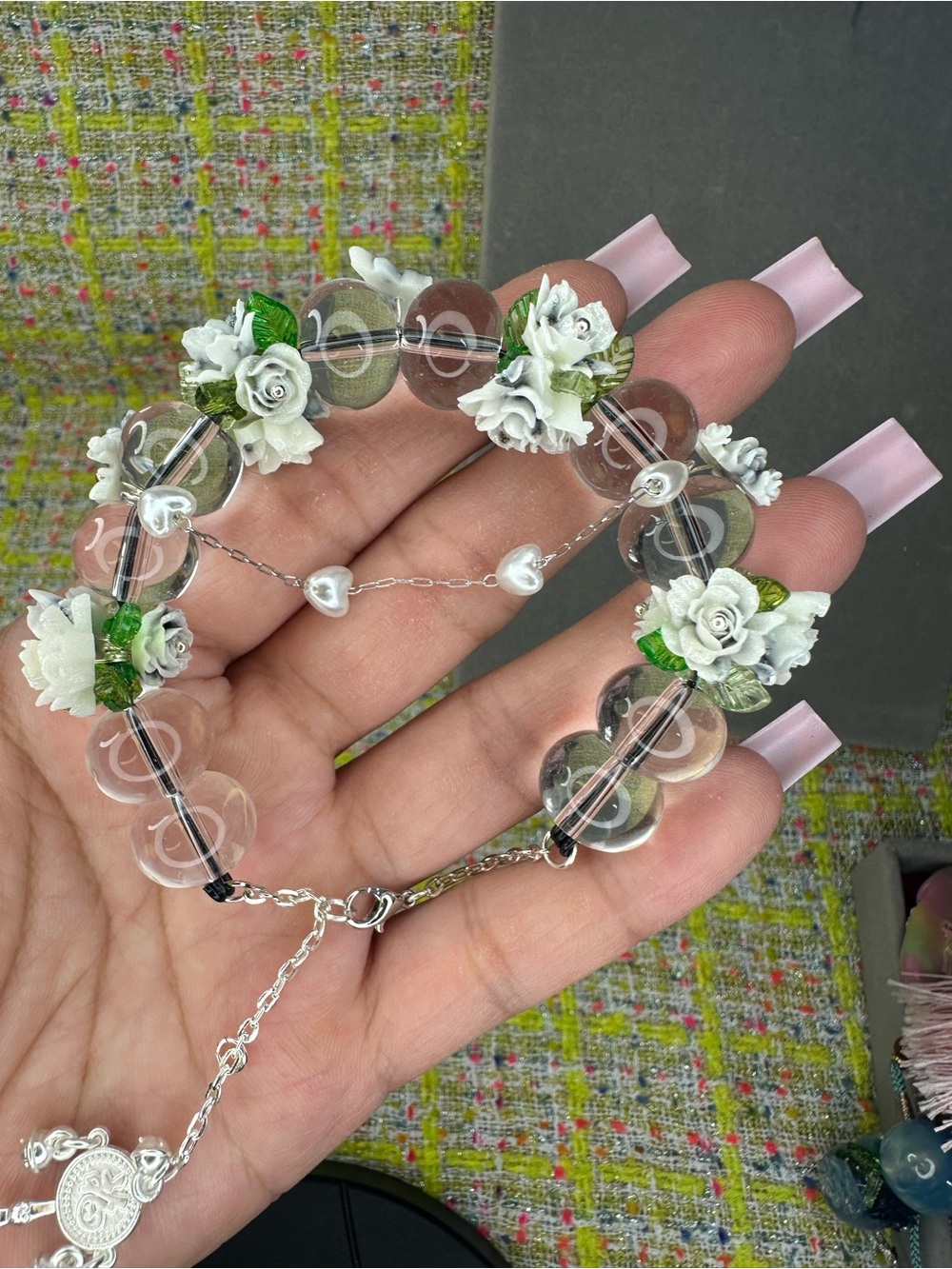 White/black acrylic flower with clear Crystal Beaded Bracelet